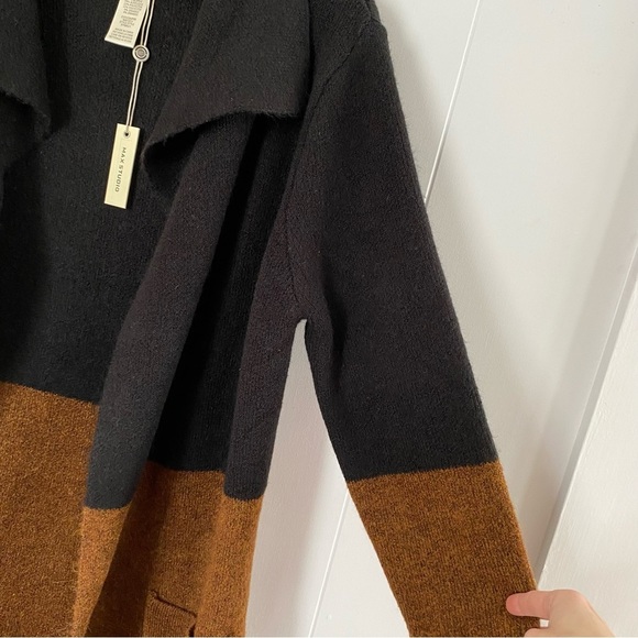NWT Max Studio Black to Beige Colour Block Long Cardigan Sweater Stripe Soft - Picture 4 of 12